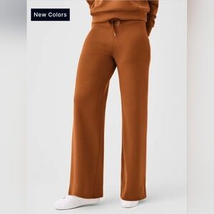 SPANX Air Essentials Wide Leg Pant